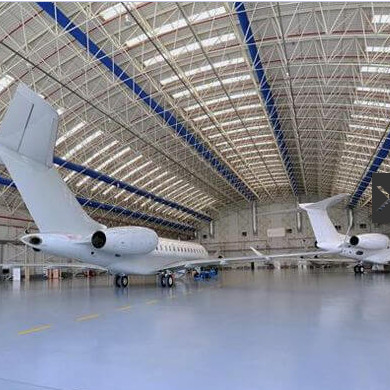 Q235Bプレハブの鋼鉄スペース フレームは飛行機の格納庫の建物のためのダーク グレーGBを囲む