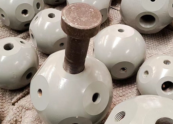 Q355熱いすくいの電流を通す格子ボルト球スペース フレームの球の溶接の耐久性