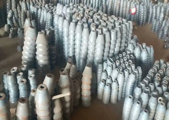 Q355熱いすくいの電流を通す格子ボルト球スペース フレームの球の溶接の耐久性