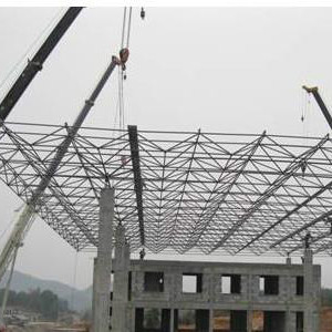 ガソリン スタンドの建設の建物の構造のためのプレハブの軽い鉄骨フレーム