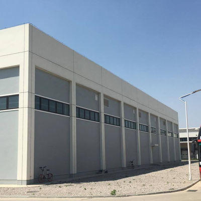 屋内馬術競技場用軽量鉄骨構造建物